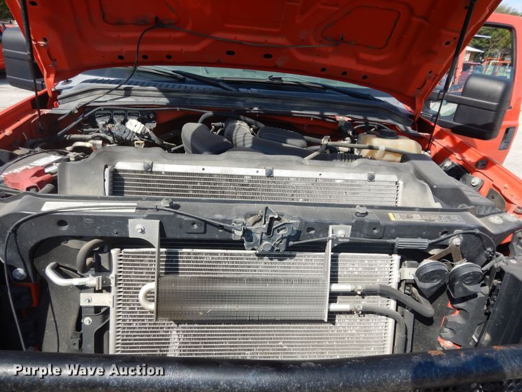 image for item DM3174 2010 Ford F250 Super Duty XL  pickup truck