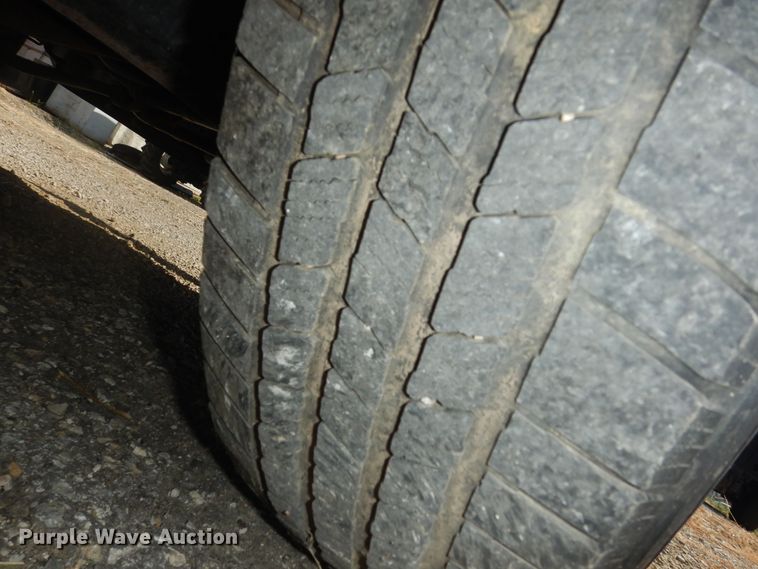 image for item DM3174 2010 Ford F250 Super Duty XL  pickup truck