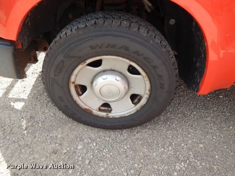 image for item DM3175 2008 Ford F250 Super Duty XL  pickup truck