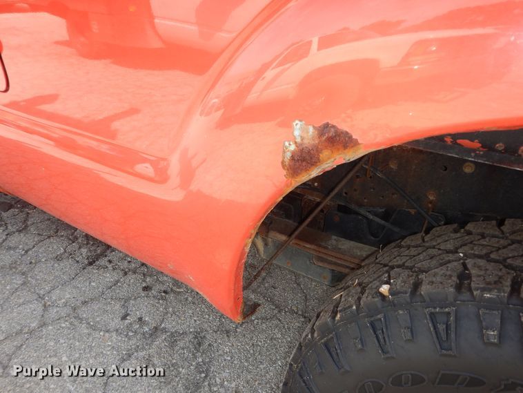 image for item DM3182 2011 Ford F250 Super Duty XL  pickup truck