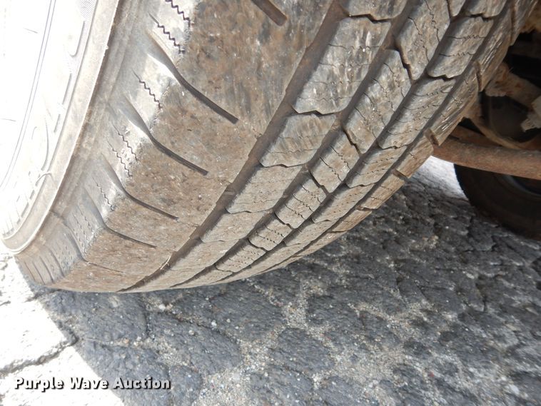 image for item DM3182 2011 Ford F250 Super Duty XL  pickup truck