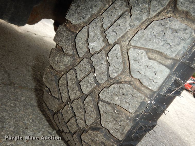 image for item DM3182 2011 Ford F250 Super Duty XL  pickup truck