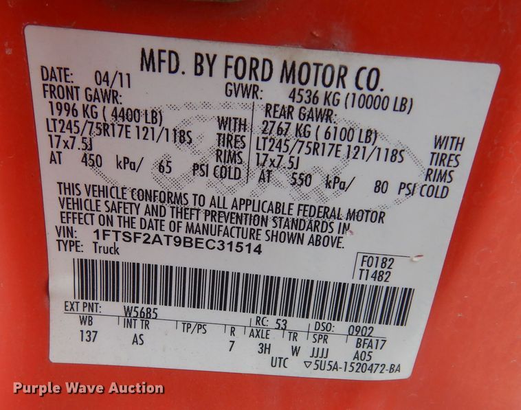 image for item DM3182 2011 Ford F250 Super Duty XL  pickup truck