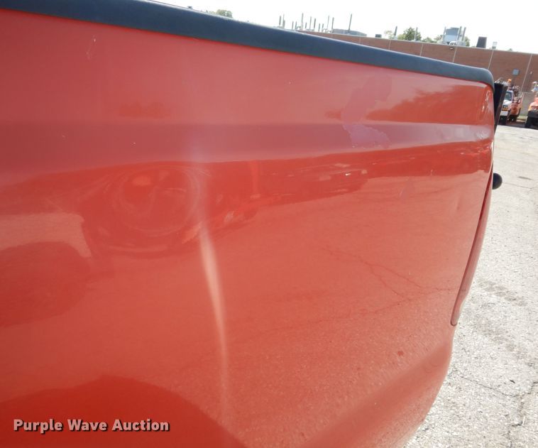 image for item DM3183 2006 Ford F250 Super Duty XL  pickup truck