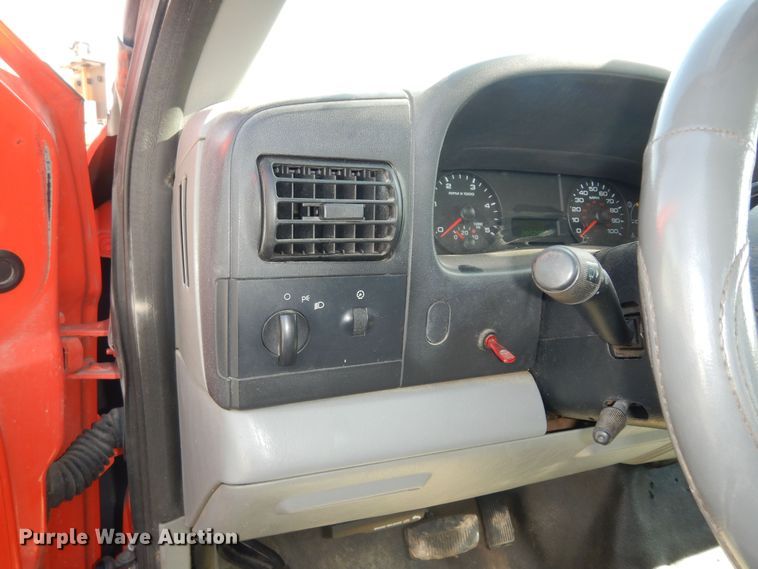 image for item DM3183 2006 Ford F250 Super Duty XL  pickup truck