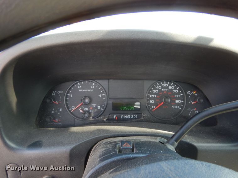 image for item DM3183 2006 Ford F250 Super Duty XL  pickup truck