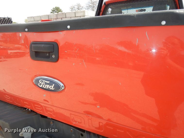 image for item DM3184 2011 Ford F250 Super Duty XL  pickup truck