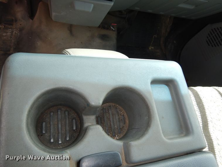 image for item DM3184 2011 Ford F250 Super Duty XL  pickup truck