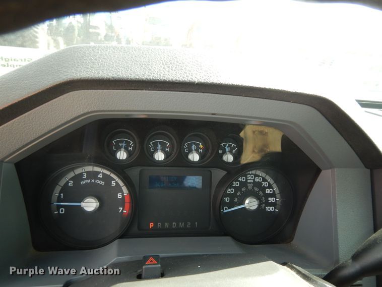 image for item DM3184 2011 Ford F250 Super Duty XL  pickup truck