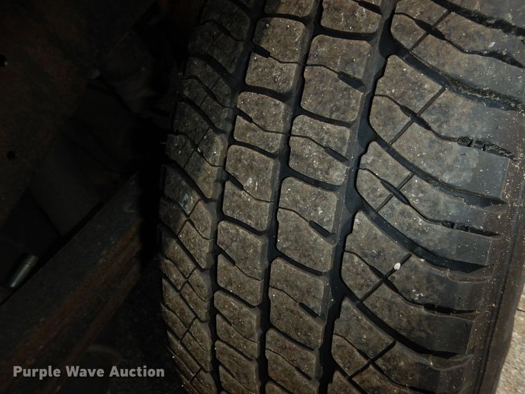 image for item DM3184 2011 Ford F250 Super Duty XL  pickup truck