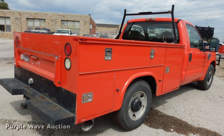 image for item DM3185 2008 Ford F250 Super Duty XL  utility bed pickup truck