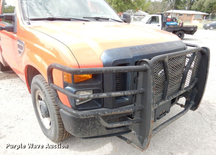image for item DM3185 2008 Ford F250 Super Duty XL  utility bed pickup truck