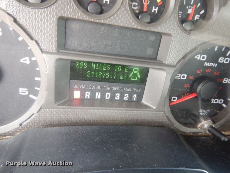 image for item DM3185 2008 Ford F250 Super Duty XL  utility bed pickup truck