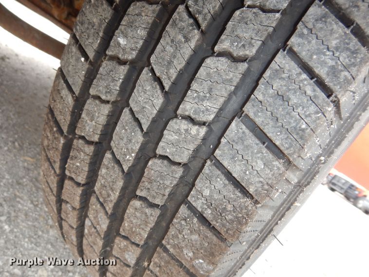 image for item DM3185 2008 Ford F250 Super Duty XL  utility bed pickup truck