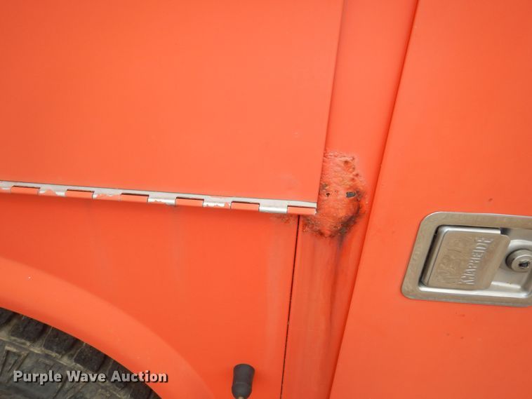 image for item DM3186 2010 Ford F250 Super Duty XL  utility bed pickup truck