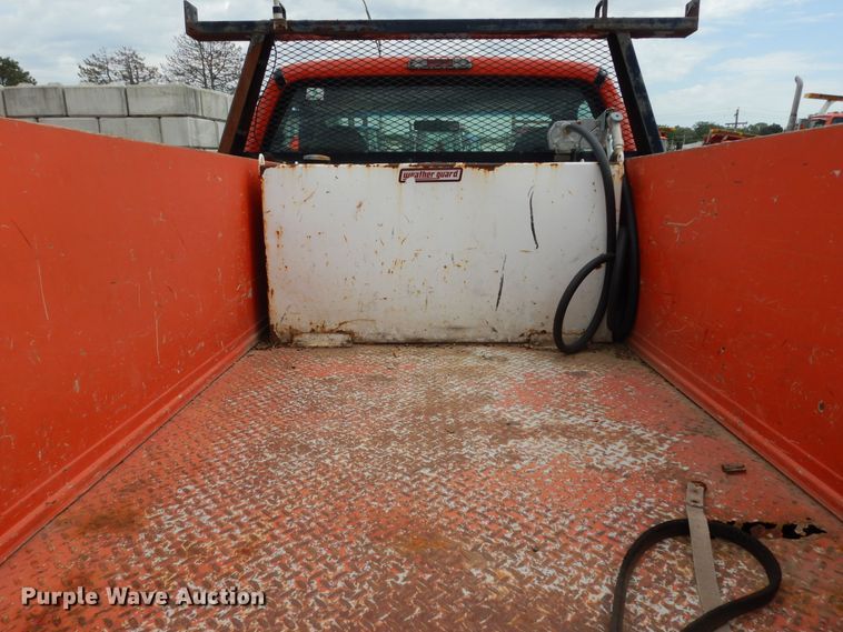 image for item DM3186 2010 Ford F250 Super Duty XL  utility bed pickup truck