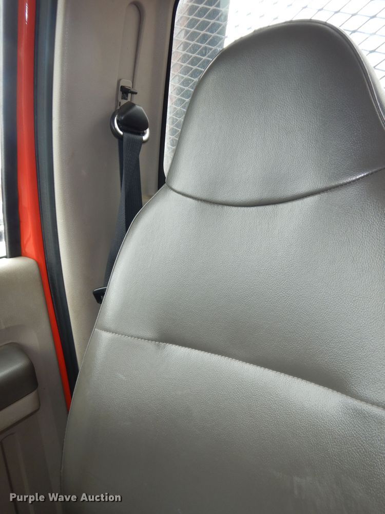 image for item DM3186 2010 Ford F250 Super Duty XL  utility bed pickup truck