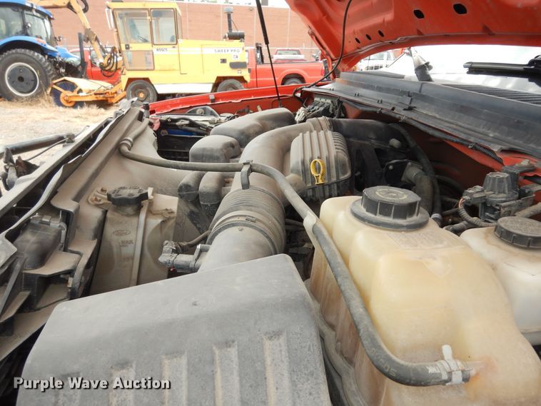 image for item DM3186 2010 Ford F250 Super Duty XL  utility bed pickup truck