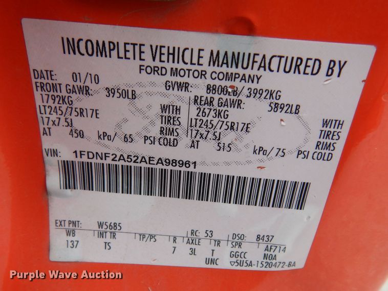 image for item DM3186 2010 Ford F250 Super Duty XL  utility bed pickup truck