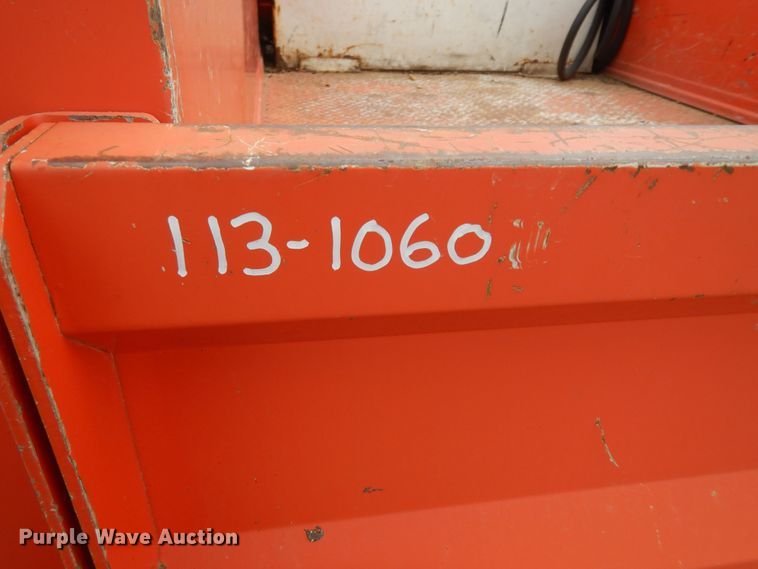 image for item DM3186 2010 Ford F250 Super Duty XL  utility bed pickup truck