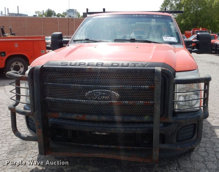 image for item DM3187 2011 Ford F250 Super Duty XL  pickup truck