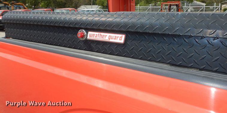 image for item DM3187 2011 Ford F250 Super Duty XL  pickup truck