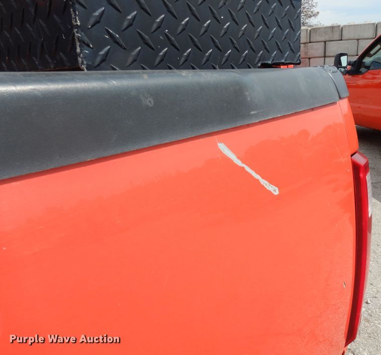 image for item DM3187 2011 Ford F250 Super Duty XL  pickup truck