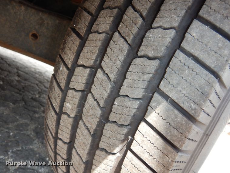 image for item DM3187 2011 Ford F250 Super Duty XL  pickup truck