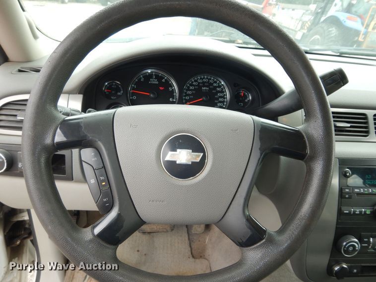 image for item DM3188 2008 Chevrolet Suburban  SUV