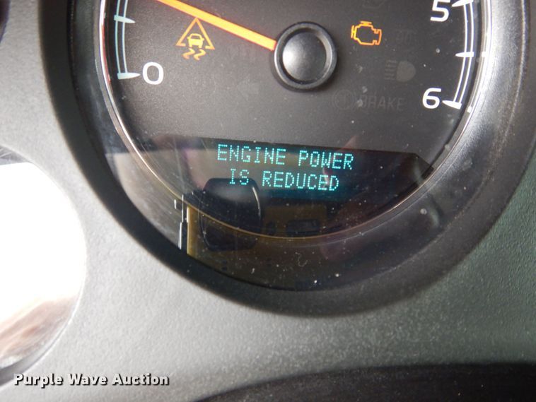 image for item DM3189 2010 Chevrolet Suburban LS  SUV