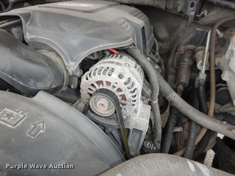 image for item DM3189 2010 Chevrolet Suburban LS  SUV