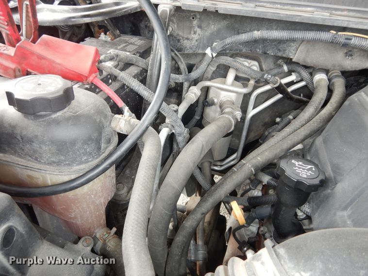 image for item DM3189 2010 Chevrolet Suburban LS  SUV