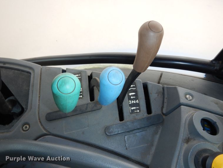 image for item DM3190 2006 New Holland TS115A  4WD tractor