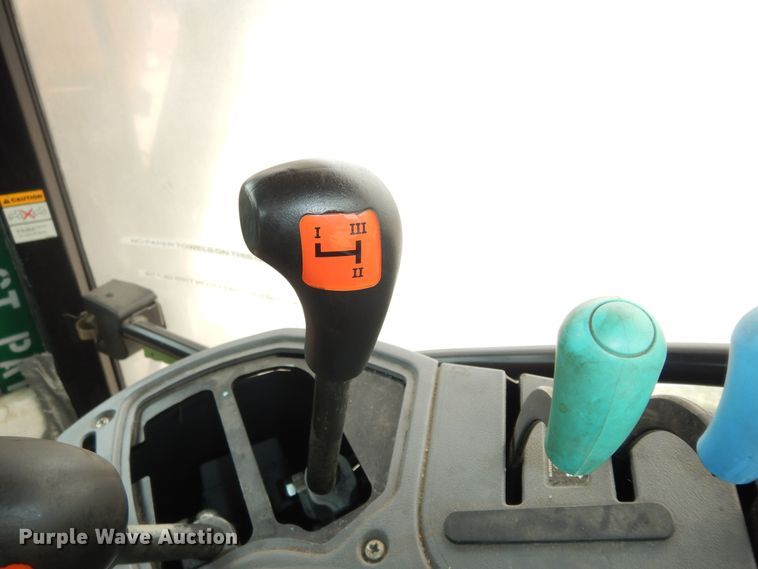 image for item DM3190 2006 New Holland TS115A  4WD tractor