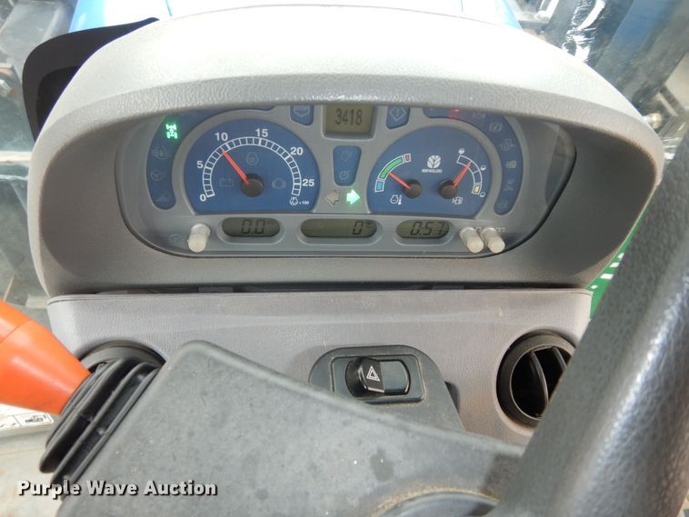 image for item DM3190 2006 New Holland TS115A  4WD tractor