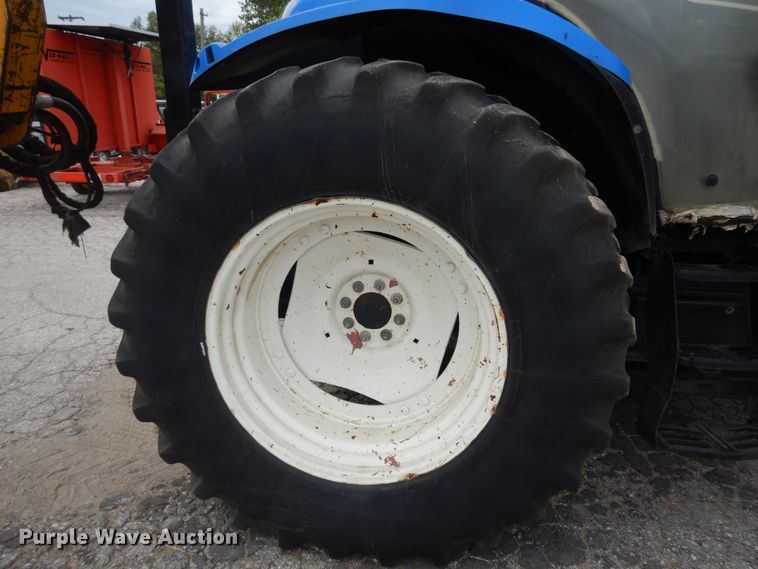 image for item DM3190 2006 New Holland TS115A  4WD tractor