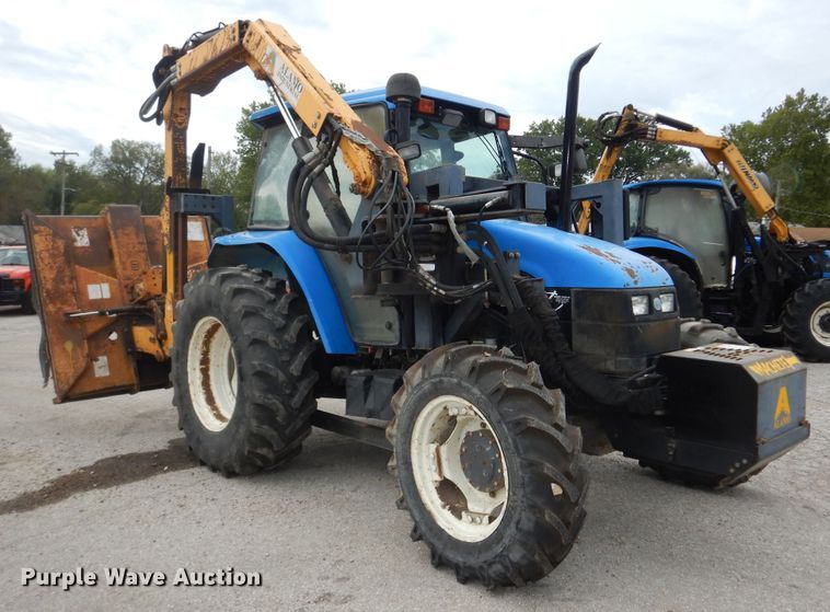 image for item DM3191 2002 New Holland TS110  tractor