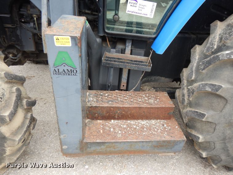 image for item DM3191 2002 New Holland TS110  tractor