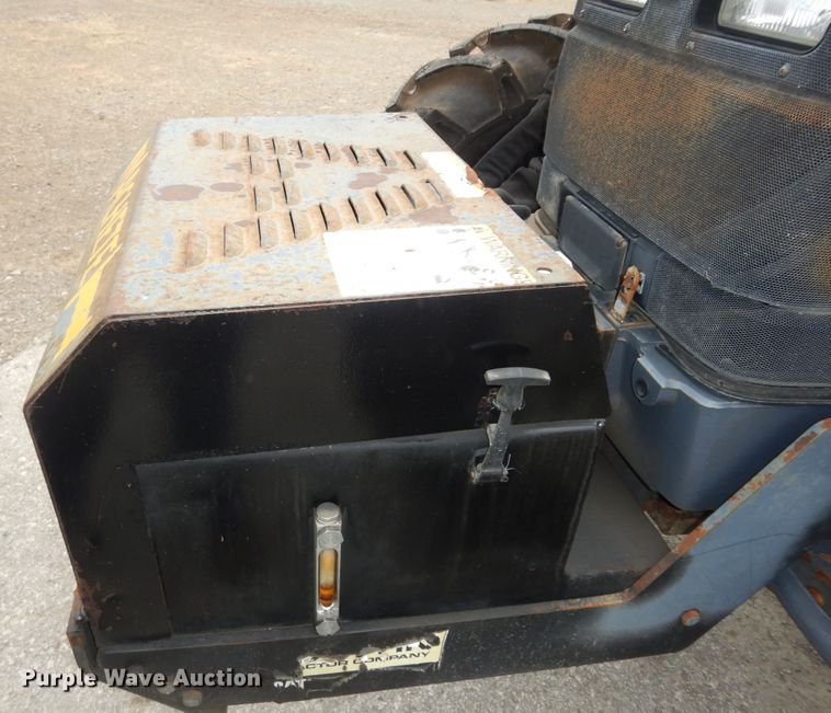 image for item DM3191 2002 New Holland TS110  tractor