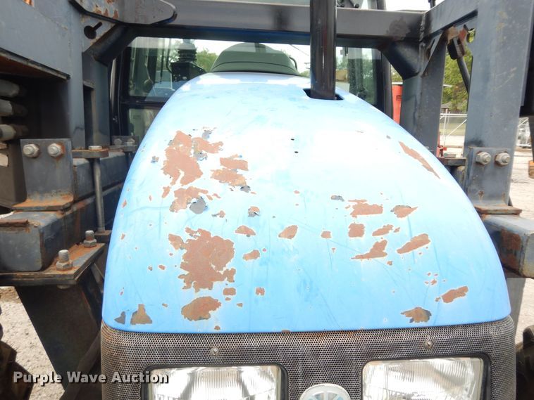 image for item DM3191 2002 New Holland TS110  tractor