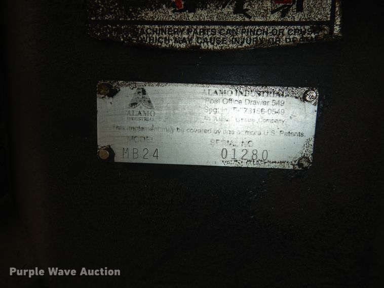 image for item DM3191 2002 New Holland TS110  tractor