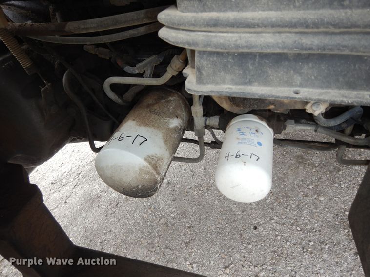 image for item DM3191 2002 New Holland TS110  tractor