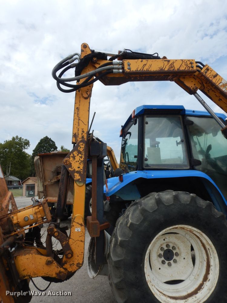 image for item DM3191 2002 New Holland TS110  tractor