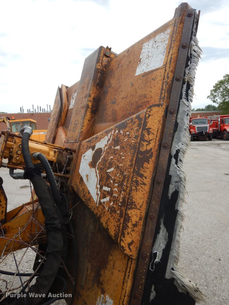 image for item DM3191 2002 New Holland TS110  tractor