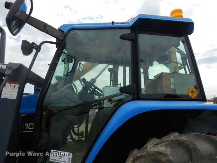 image for item DM3191 2002 New Holland TS110  tractor