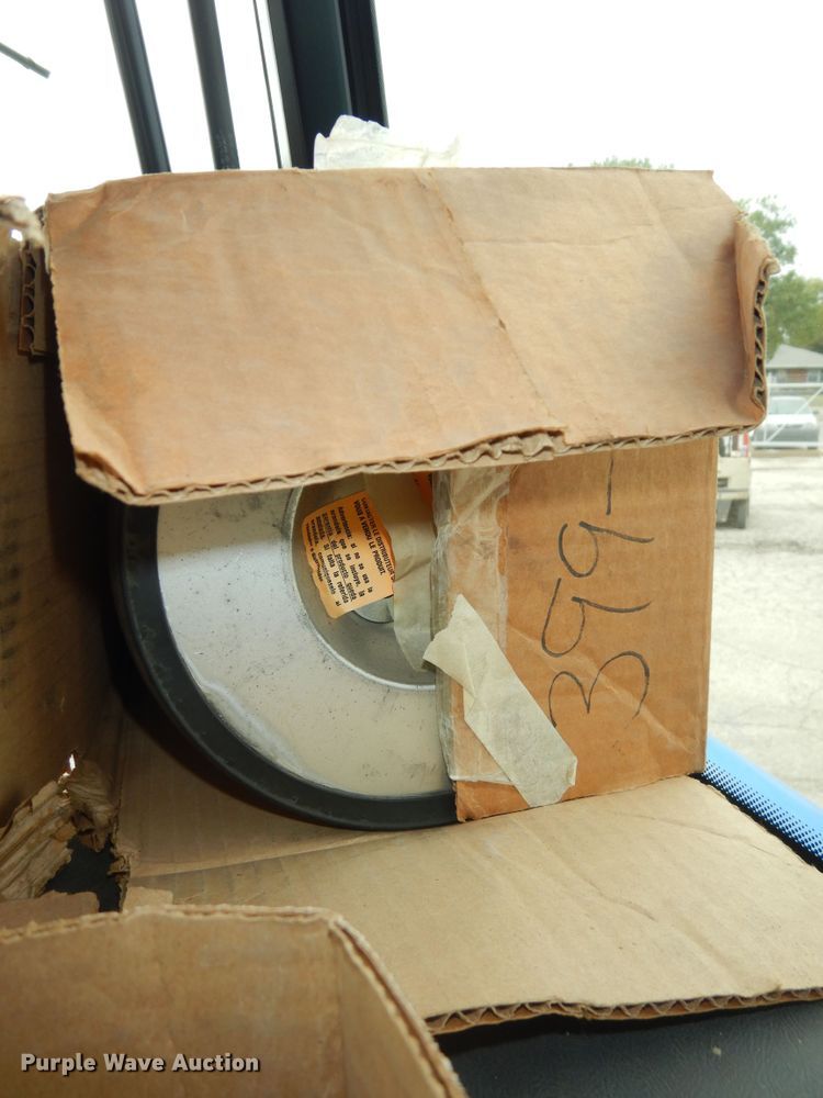 image for item DM3191 2002 New Holland TS110  tractor