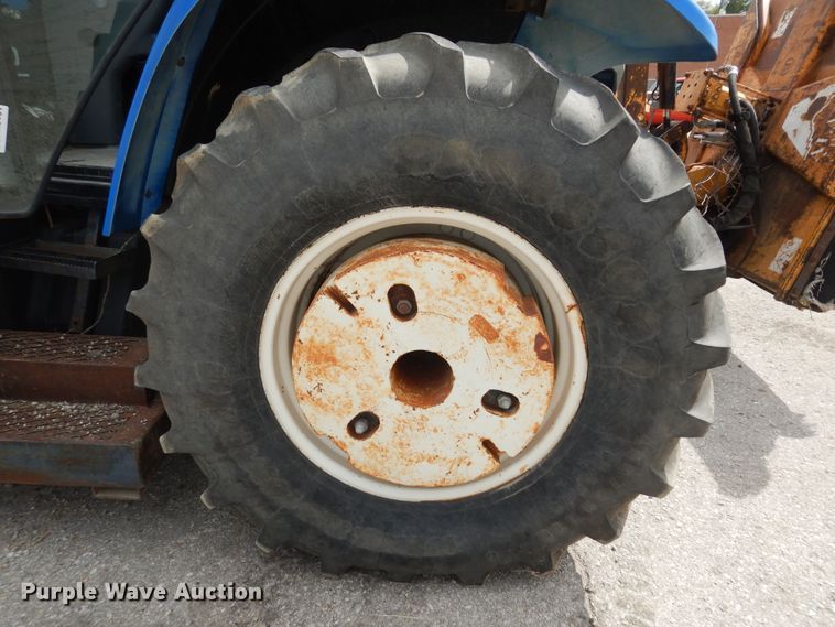 image for item DM3191 2002 New Holland TS110  tractor
