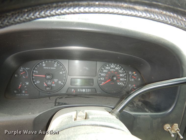 image for item DM3192 2006 Ford F250 Super Duty XL  pickup truck