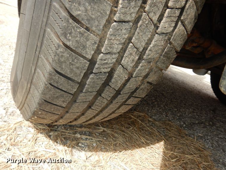 image for item DM3192 2006 Ford F250 Super Duty XL  pickup truck