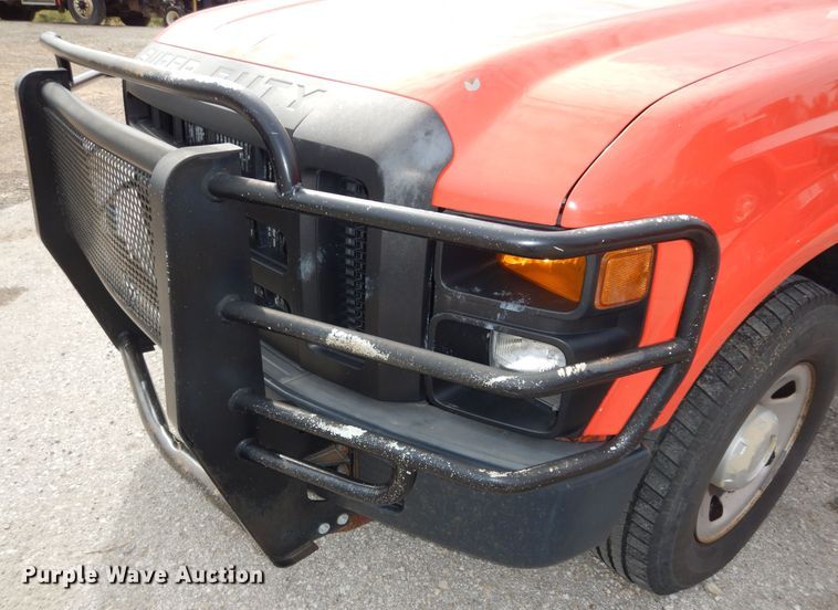 image for item DM3193 2008 Ford F250 Super Duty XL  Crew Cab pickup truck